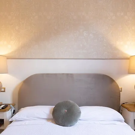 Fjore Di Lecce, & Caffe