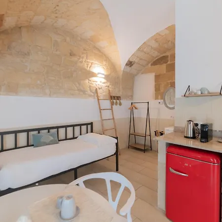 Fjore Di Lecce, & Caffe