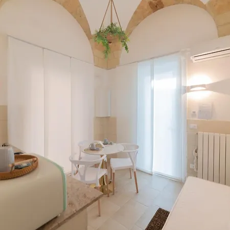 Fjore Di Lecce, & Caffe Apartment *